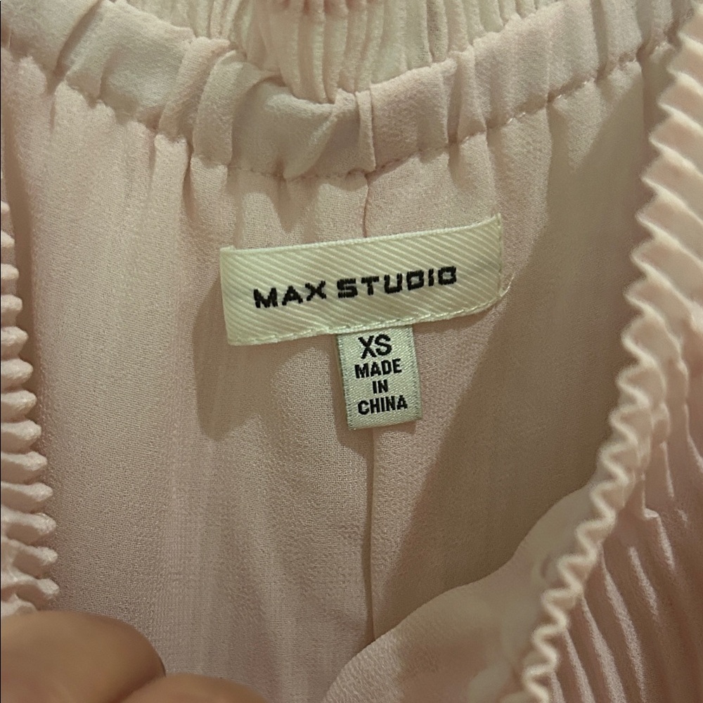 Max Studio Light Pink Ruffled Top - Picture 2 of 2